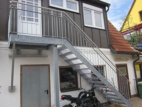 treppenaufgang-2.jpg