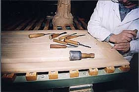 sculpteur sur bois