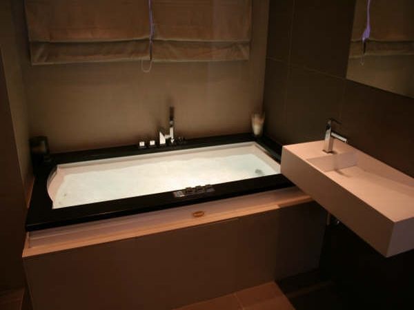 Cr�ation SDB Paris.jpg