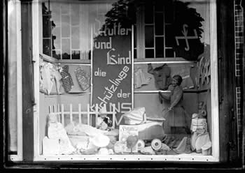 Kleinstadtidylle: Mitten im Krieg - Familienfotos aus Hitzacker