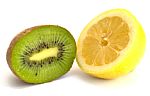Zitrone mit Kiwi