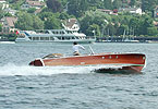 M/L Lucretia - dreht ihre Runden ...