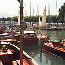 OBCZ - 4. Oldtimer Boot Treffen 1997 im Hafen Rapperswil - Motorboote im Vordergrund, Segelboote im Hintergrund