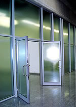 Aluminiumt�re