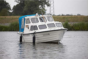 Das Fahrschulboot des OMYC