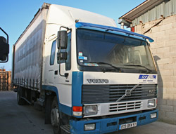 Padelo a ses propres camions