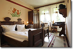 rustikales Hotelzimmer