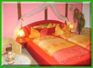 Moderne Schlafzimmer, Urlaub mitten im Grünen,info unter www.pension-grafenhof.com oder www.pension-grafenhof.de in Bühlerzell-Hinterwald bei Aalen Ellwangen und Schwäbisch-Hall