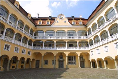 Schloßhof Ellwangen