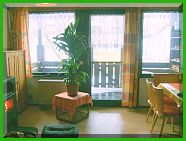 Studio mit Balkon und Garten.info unter www.pension-grafenhof.com oder www.pension-grafenhof.de in Bühlerzell-Hinterwald bei Aalen Ellwangen und Schwäbisch-Hall