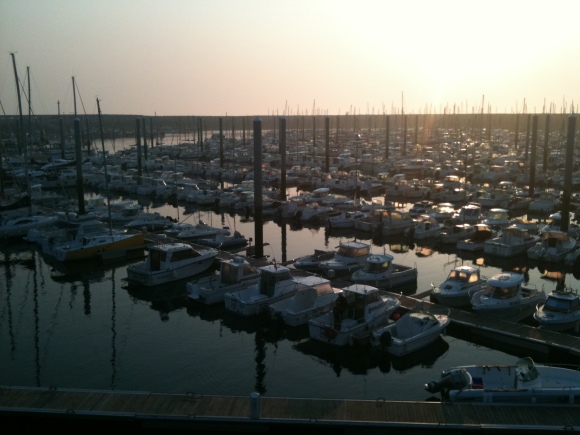 A) De bon matin au port de Saint-Quay Portrieux