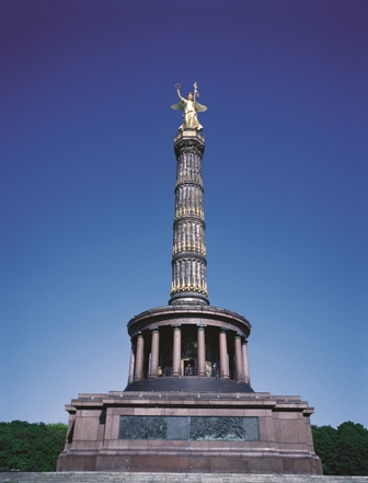 K08_033_Siegess�ule_am_Gro�en_Stern_Berlin_Deutschland.jpg