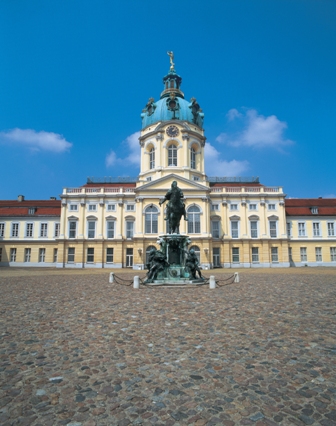 K22_021_Schloss_Charlottenburg_Berlin_Deutschland.jpg