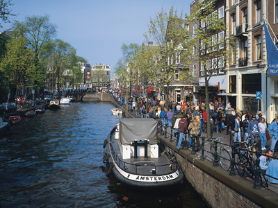 K09_037_Amsterdam_In_den_Grachten_Holland_Niederlande.jpg