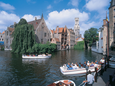 K22_007_Ausflugsboote_Rozenhoedkaai_Br�gge_Belgien.jpg