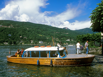 025-45--I--Lago Maggiore--Isola Bella--beim Bootsausflug .jpg