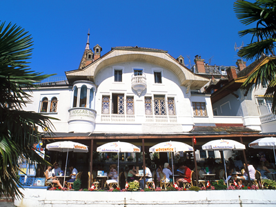005-04--CH--Genfer See--an der Promenade von Montreux.jpg