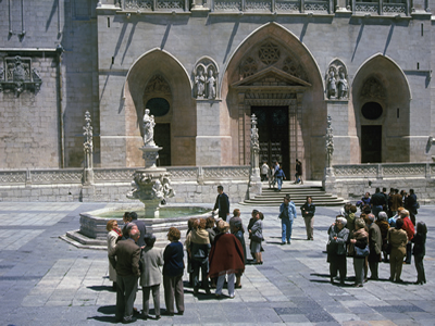 025-26--E--Galizien--an der Kathedrale von Burgos.jpg