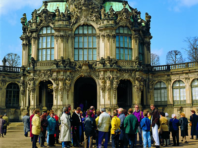 K01_078_Wallpavillon_im_Dresdner_Zwinger_Dresden_Sachsen_Deutschland.jpg