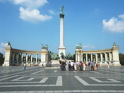 K37_003_Ungarn , Budapest , Milleniumdenkmal, Heldenplatz.jpg