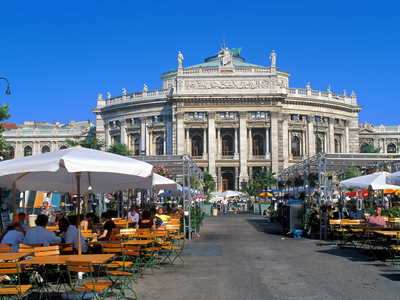005-21--A--Wien--am Hofburgtheater.jpg