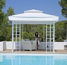 Garten Pavillons als perfekter Sonnenschutz f�r die Terrasse.