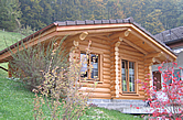 Rundholz Gartenhaus Werner Aschwanden 