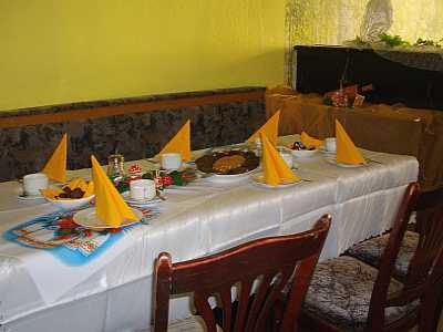 Gedeckter_Tisch