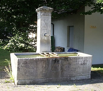Brunnen Wehntalerstrasse