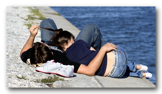 single-buttony - die Partnervermittlung der anderen Generation