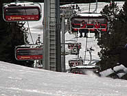 Lift nahe der Skih&uuml;tten in &Ouml;sterreich