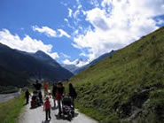 Familienwanderung von der Skih&uuml;tte
