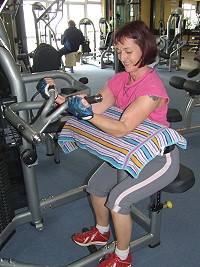 Bizeps und Trizeps richtig trainieren im Fitnessstudio sports and more, W�llstein