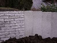 Mauer und Stehlen