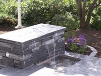 Granitbrunnen