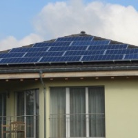 Installation Aufdach zur Stromproduktion