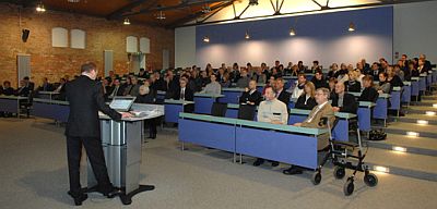 1-hoersaal-400.jpg