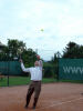 <b>Ja auch Schriftf�hrer Manfred Philipp kann Tennis spielen</b><br>
