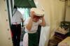 <b>40-Jahr Feier</b><br>... dann spurte das Personal wieder - Mag. Ingrid Albrecht mit Regenschutz
