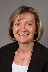 Ursula Warth