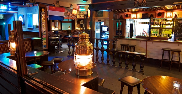 Nelson Bar Z�rich hinten