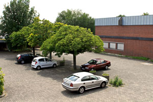 Logopädie und Ergotherapie :: Therapizentrum Trapp :: Rüsselsheim :: Gebäude und Parkplatz