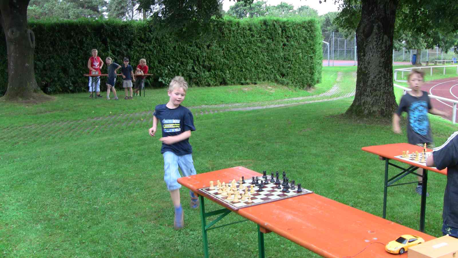 Michael Speckbacher und Leon Ehm beim "Rennen"