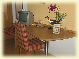 Gästehaus Schmitt - Zimmer #2 - Dreibettzimmer