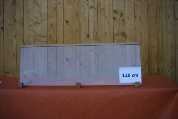 120cm lang mit 3 Holzf&uuml;ssen
