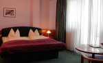 <b>Doppelzimmer mit Sitzecke</b><br>