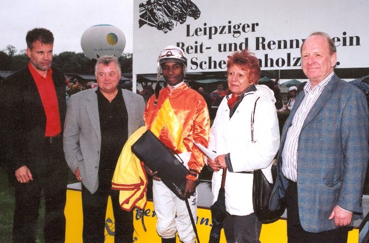 Orlik gewinnt mit E.Pedroza