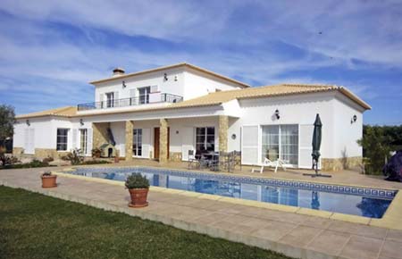 immobilien-villa-01.jpg