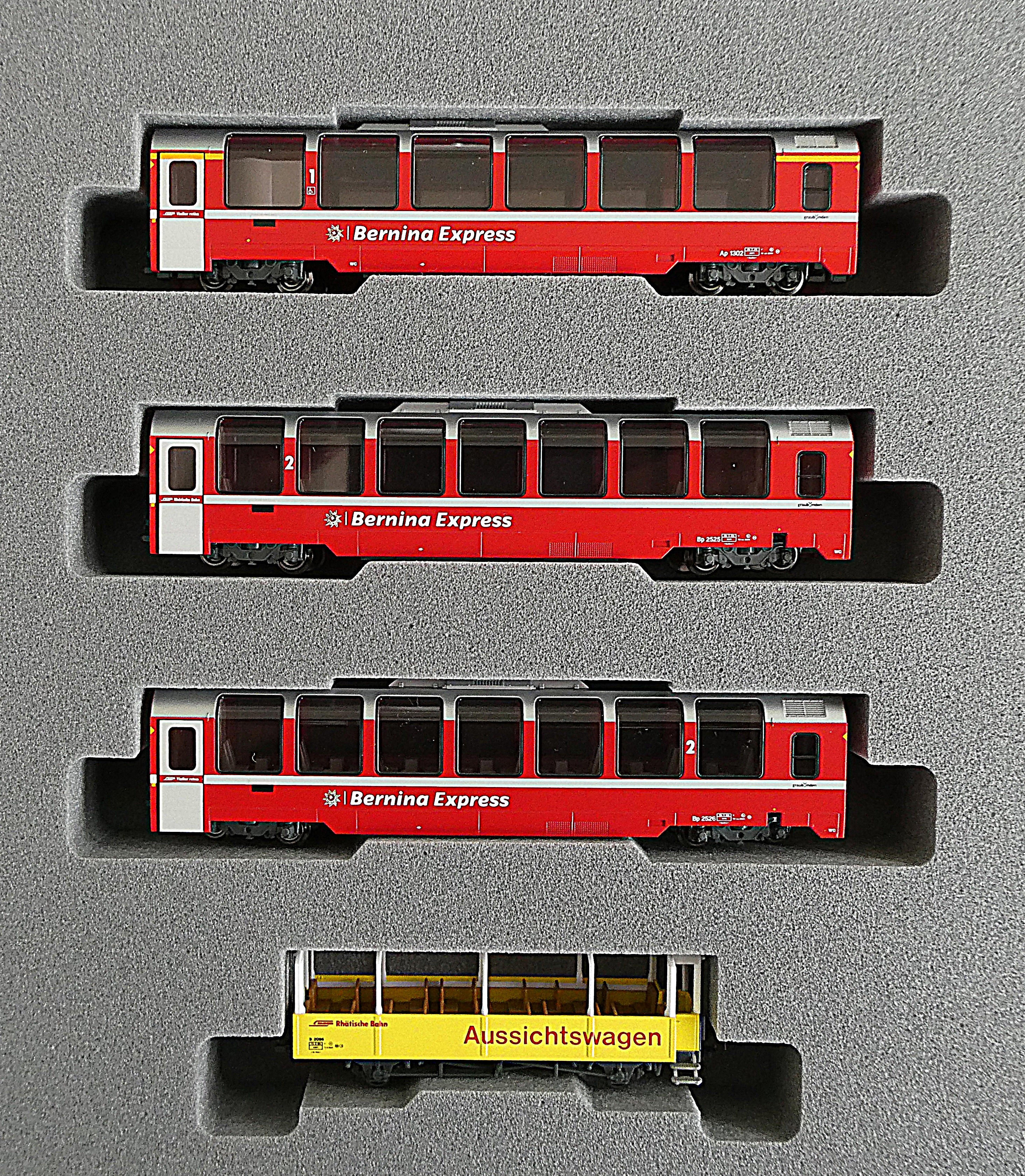 Kato (10-1656)/Noch 7074057, N, RhB Bernina Express, Ergänzungswagen-Set, 4-teilig, neues Logo