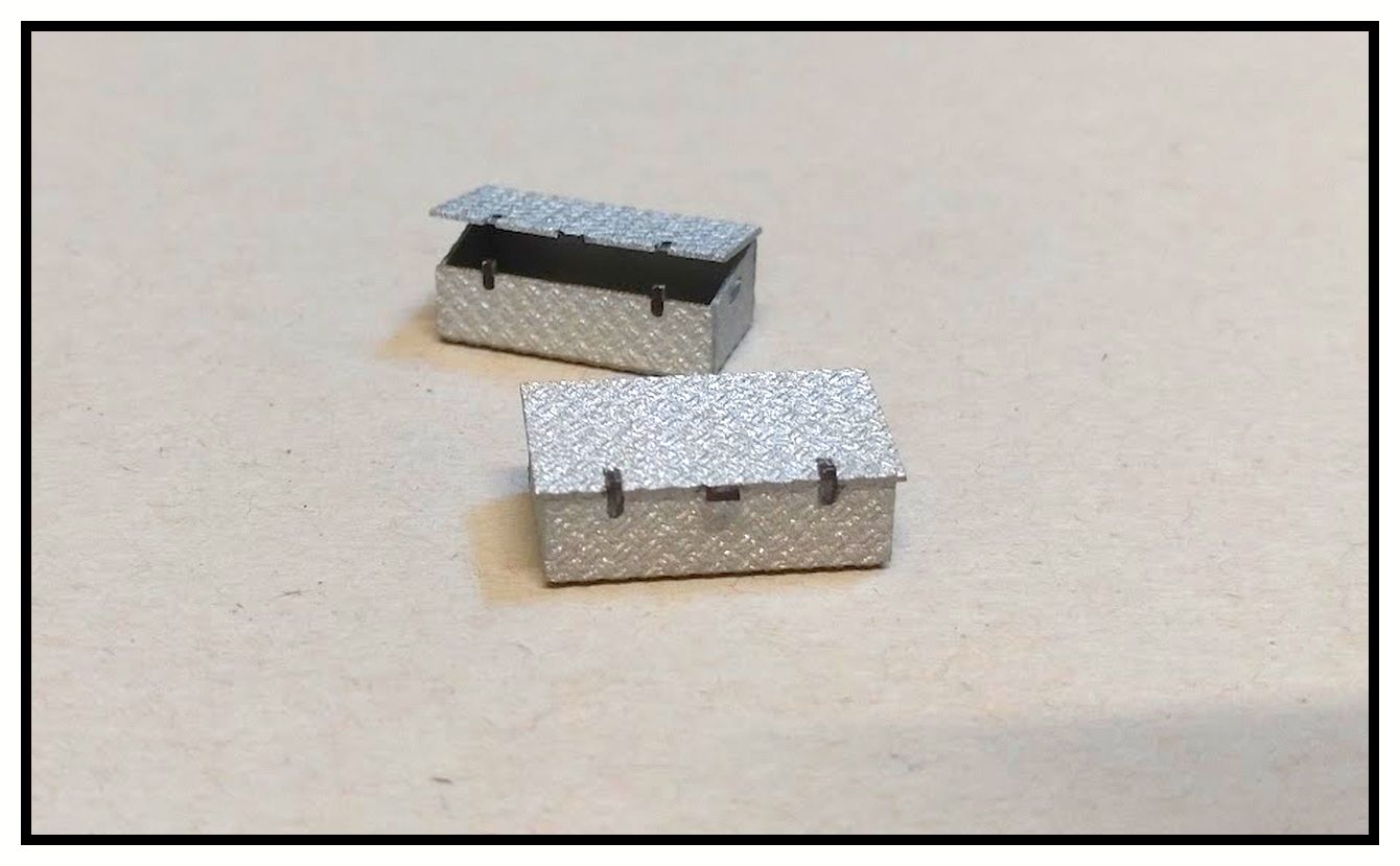 AM  2x Box lxBxH  21x8x14mm